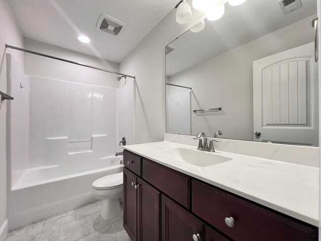 Foto del edificio - 2707 Masonboro Ferry Dr