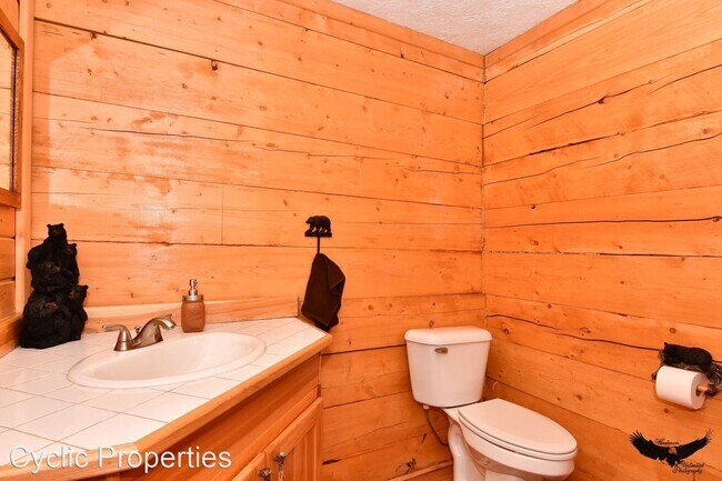 Foto del edificio - 3 br, 2.5 bath House - 450 Hagelbarger Ave