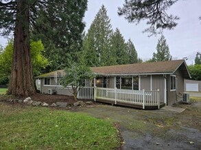 Building Photo - 12925 158th Ave SE