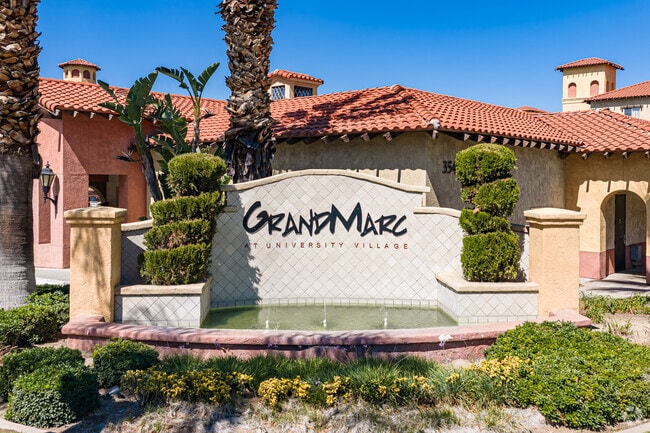 Community Sign - GrandMarc at University Village