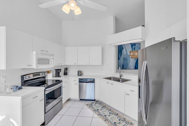 Foto del edificio - 2841 Citrus Lake Dr