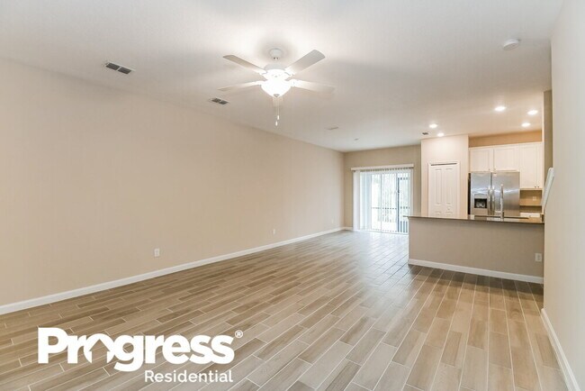 Foto del edificio - 13221 Shore Grass Dr