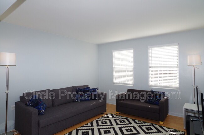 Foto del edificio - 6616 Boulevard View