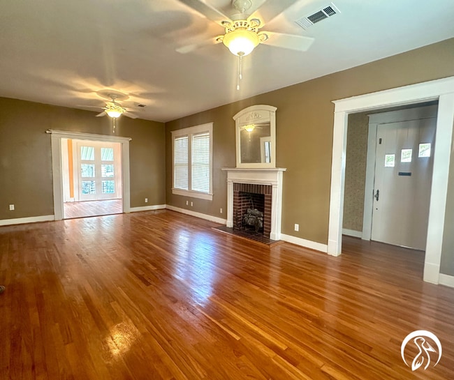 Building Photo - Charming 2 bedroom Garden District Home fo...