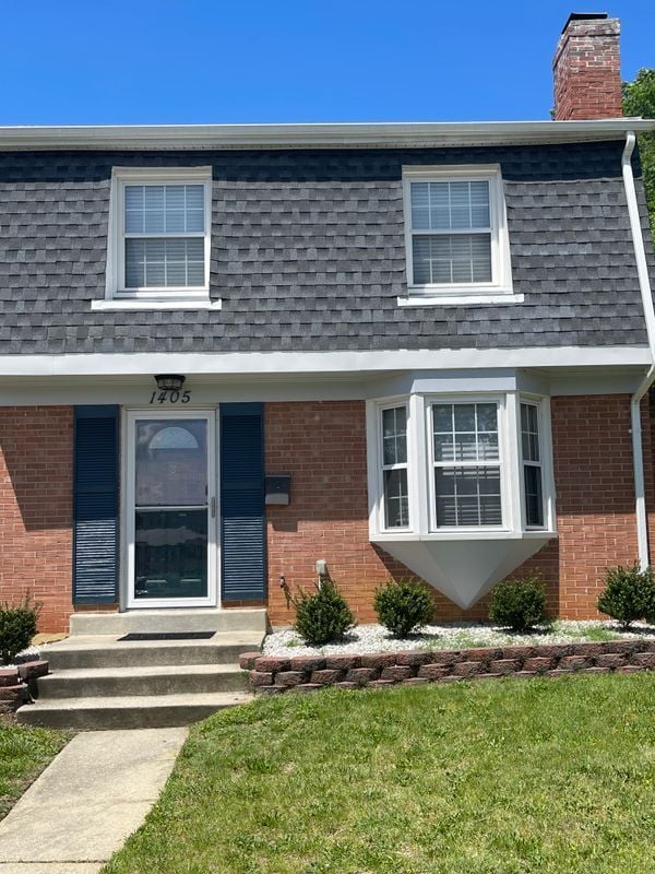 Primary Photo - 1405 Potomac Heights Dr