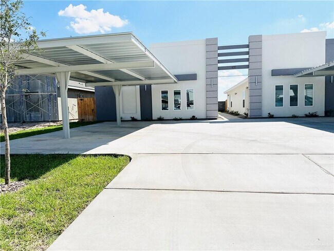 Foto del edificio - 3104 Kenwood St