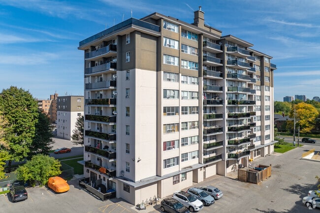 Building Photo - 4866 Bathurst Street Apartments