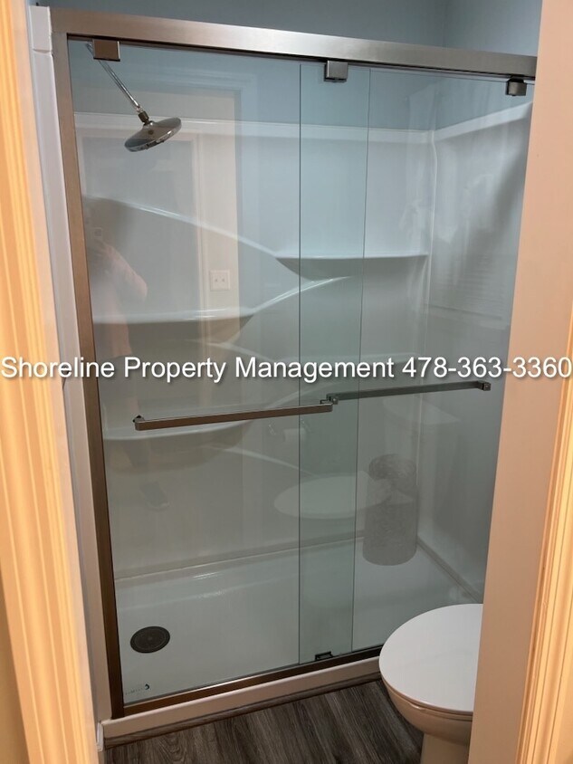 Foto principal - 110 Cape Harbour Dr NW