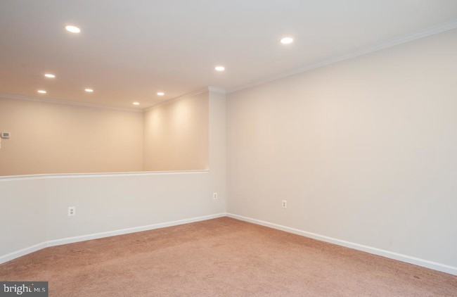 Building Photo - 8404 Millwood Dr