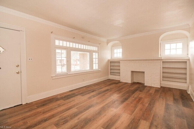 Building Photo - 924 Helmsdale Rd