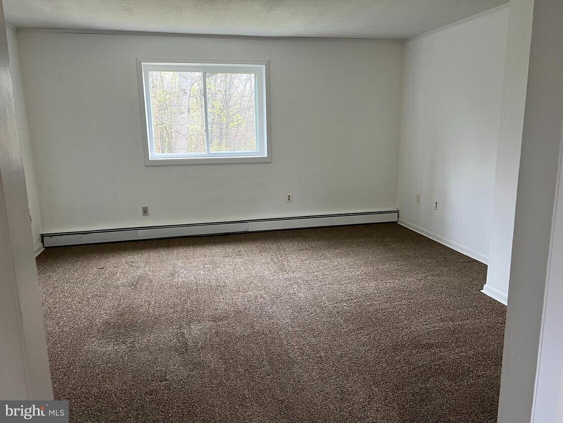 2120 Creek Rd Unit 3, Glenmoore, PA 19343 Apartment for Rent in