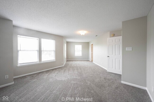Foto del edificio - 7623 Hollow Reed Ct