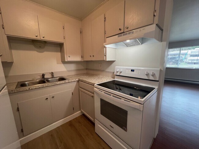 Photo - 3100 NE 16th St Apartment