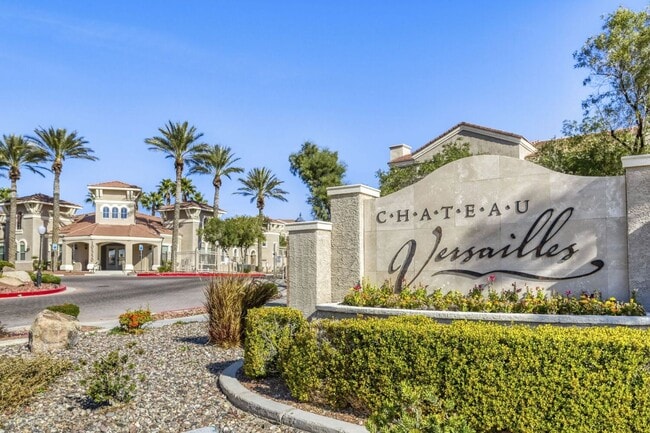 Building Photo - Townhouse Style Condo with an Attached Garage & Resort-Style Amenities