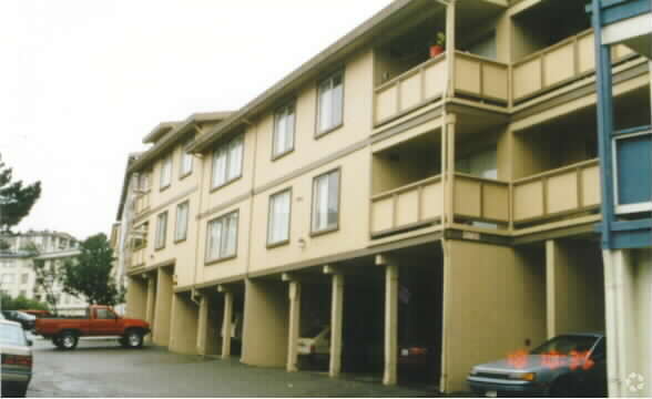 Building Photo - 4733 Callan Blvd