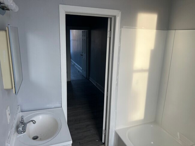 Foto del edificio - 257X McCulloh St