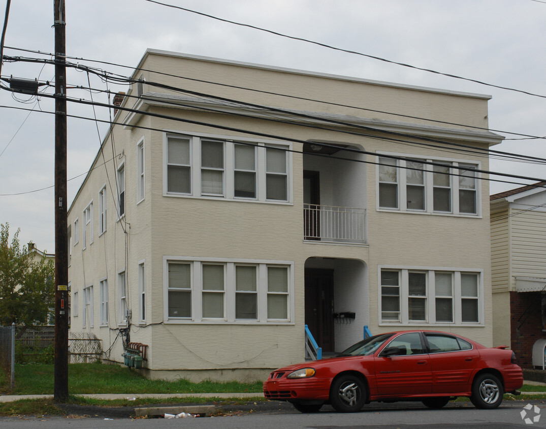 Building Photo - Cherry Street Scranton