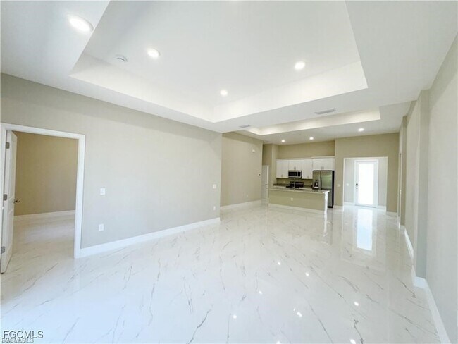 Building Photo - 313 Hermosa Ave