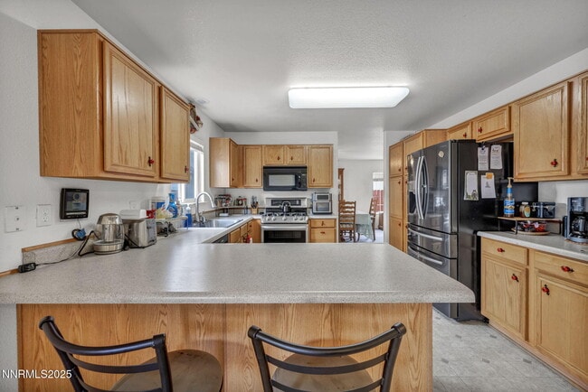 Foto del edificio - 17795 Oakview Ct