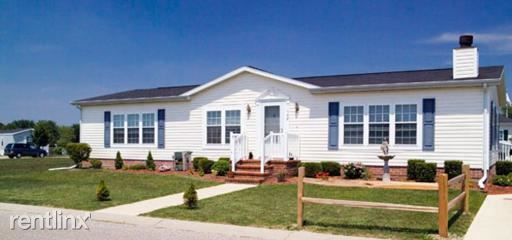 Building Photo - 225 Pebblecreek Dr