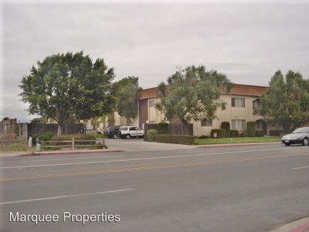 Building Photo - 1560 Coronado Ave