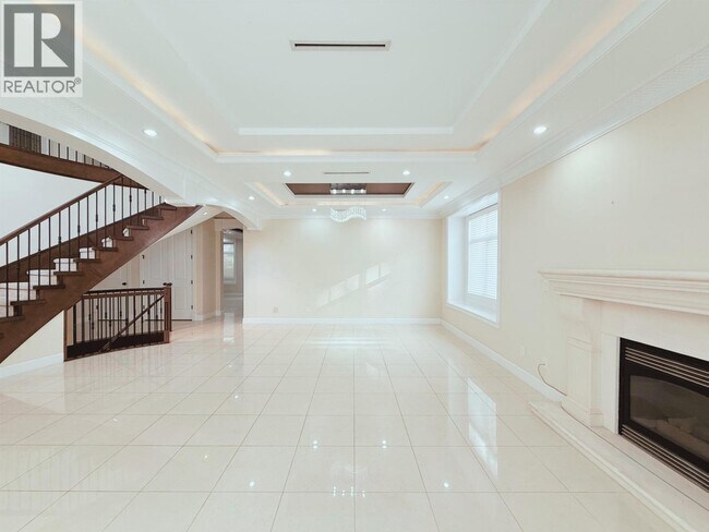 Building Photo - 4899 McKee Pl