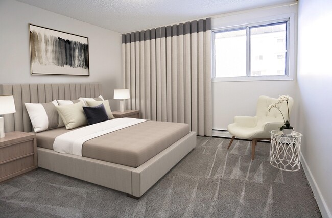 Building Photo - Central Heights Apartments