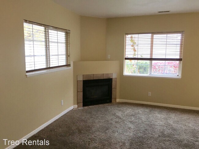 Building Photo - 3 br, 2.5 bath House - 8859 Foxtail Drive