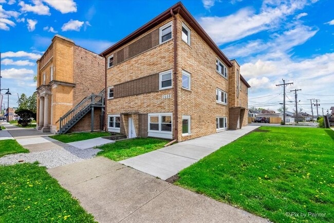 Foto del edificio - 2608 St Charles Rd