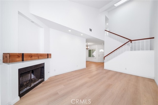 Building Photo - 3 Almador