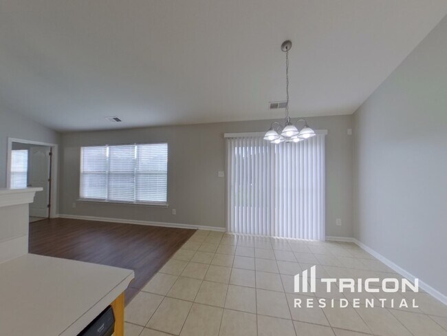 Foto del edificio - 2104 Gold Nugget Dr