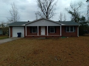 Building Photo - 309 Tall Pine Rd
