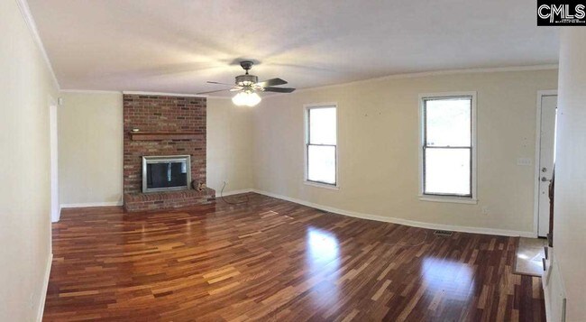 Building Photo - 208 Camp Creek Dr