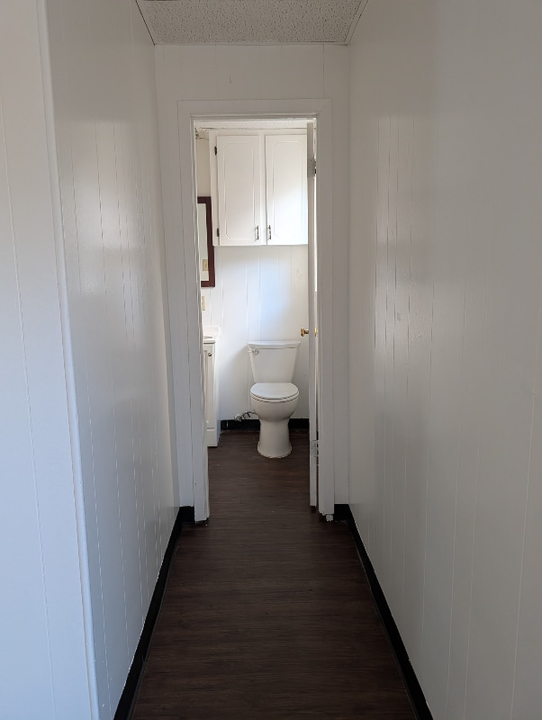 Building Photo - 104 Holland St