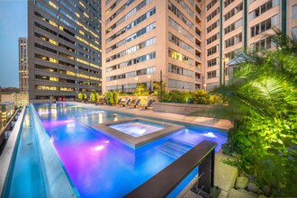 Mosaic Apartments Rentals Dallas Tx