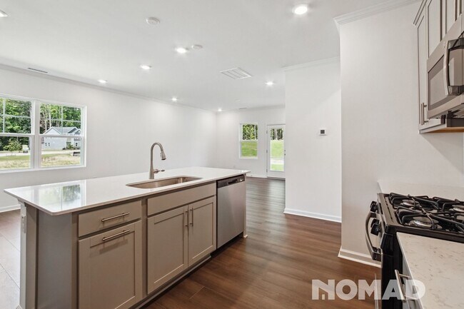 Foto del edificio - NEW Spacious 4BR House in Wendell