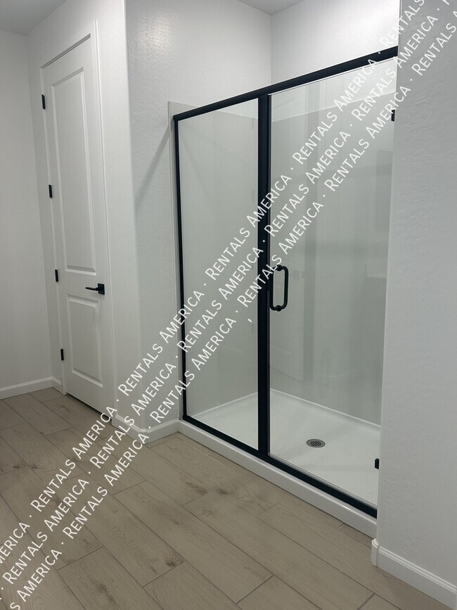 Foto del edificio - 5612 W Buist Ave