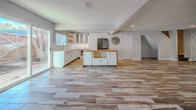 Foto del edificio - 764 Worthshire St