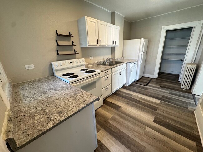 Foto del edificio - 610 W Walnut St