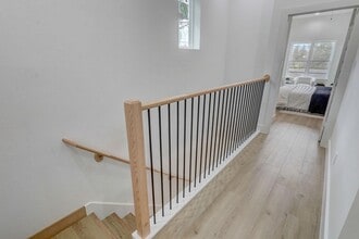 Building Photo - 1209 Dewalt St