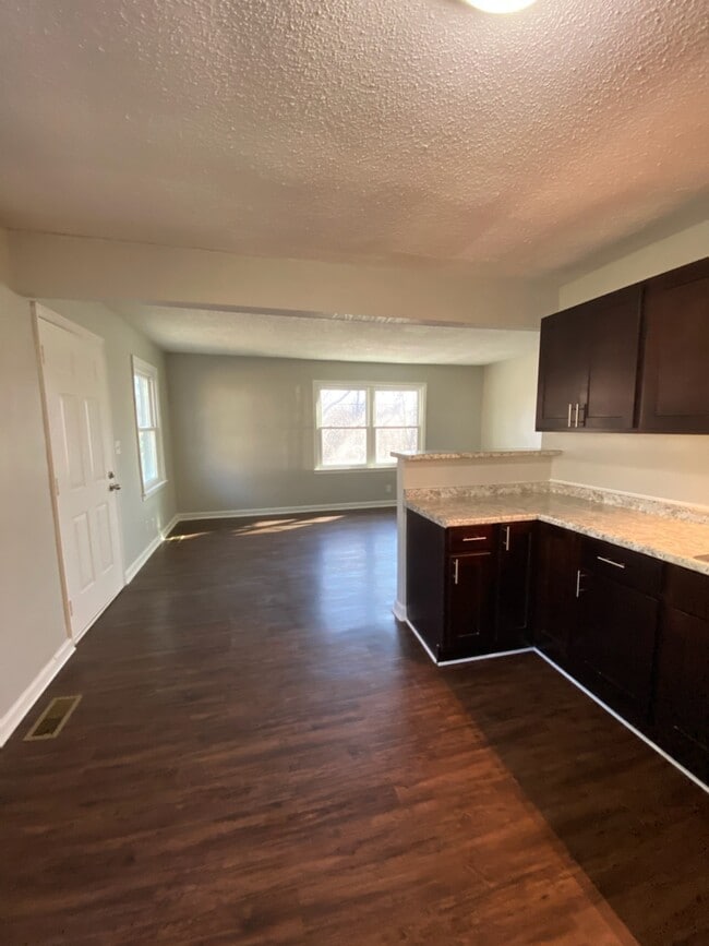 Open Fllor Plan - 514 Arrington St
