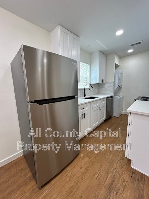 Foto del edificio - 3438 Willowrun Dr