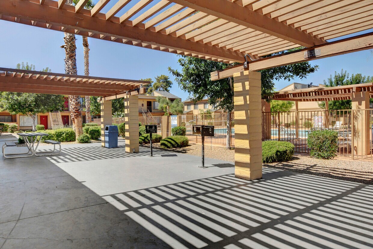 Sunset Terrace Apartments in Las Vegas, NV