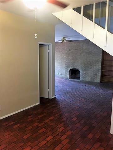 Foto del edificio - 7618 Village Trail Dr