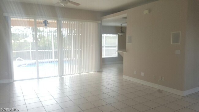 Foto del edificio - 2222 SW 21st Terrace