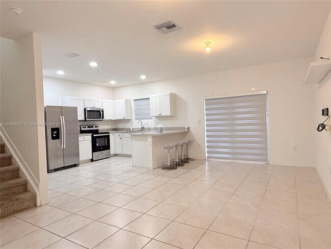 Foto del edificio - 1743 SE 9th Terrace