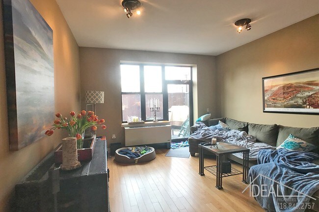 Building Photo - 150 Clermont Avenue #2JR
