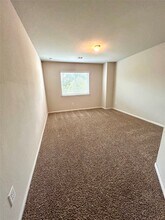 Building Photo - 22342 Clear Castle Dr