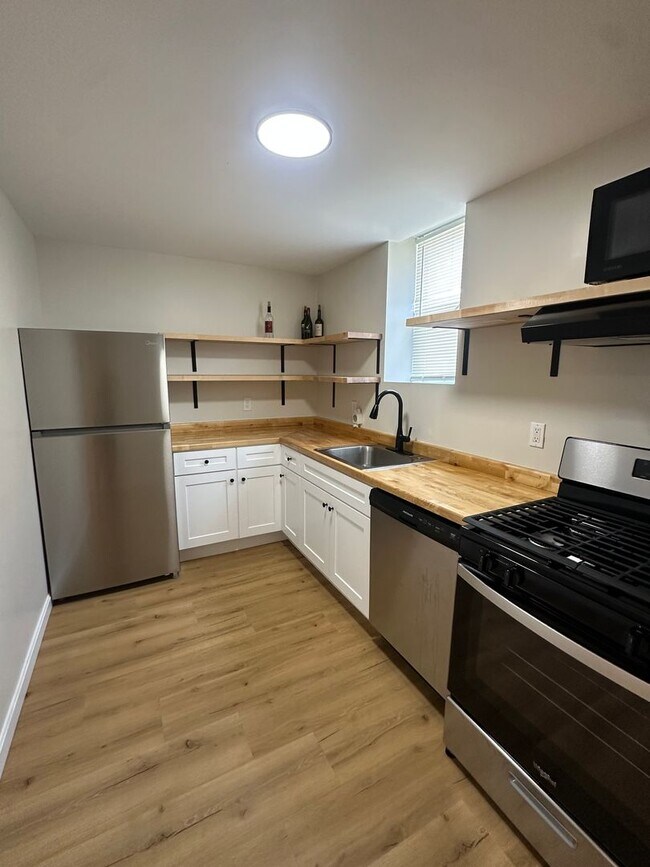 Foto del edificio - Cozy 1 Bedroom in Johnston!