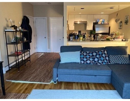 Foto principal - 670 Massachusetts Ave